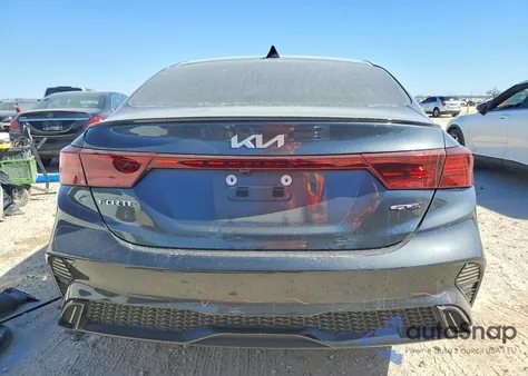 2024 Kia Forte Gt Line z USA, uszkodzony, nr VIN 3KPF54AD9RE714606